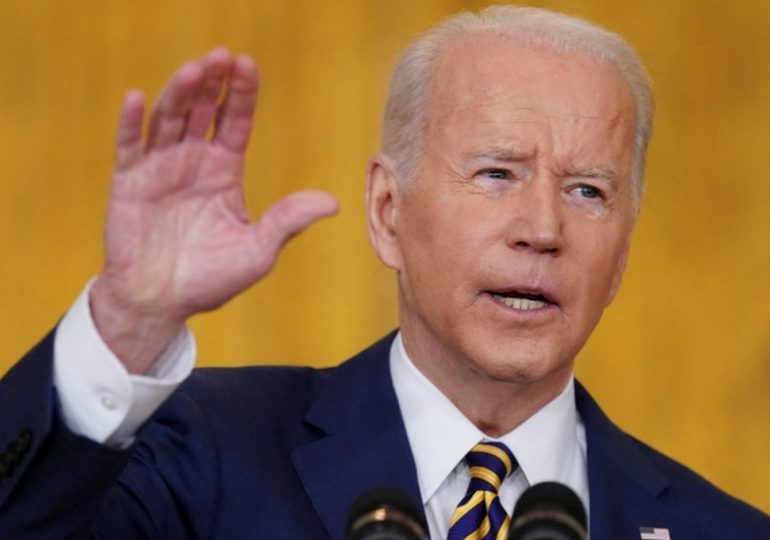 Biden, Clinton y ‘AOC’: Estrellas de la primera noche convención demócrata     