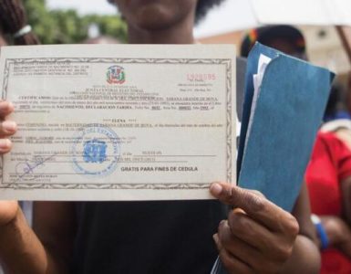 Casi todos los niños inscritos como extranjeros en RD son haitianos