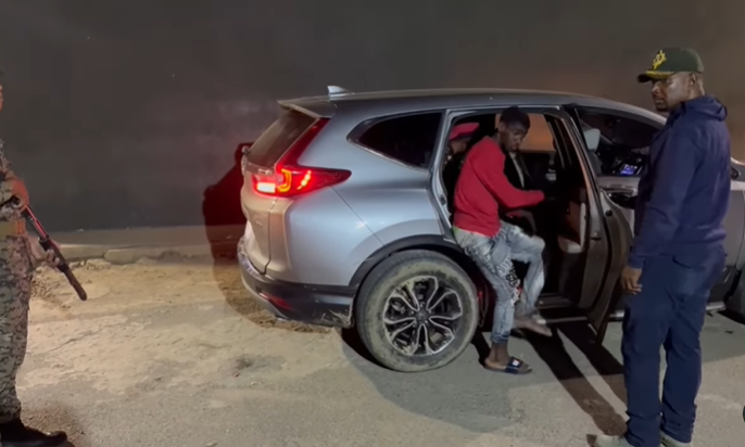 Tres dominicanos detenidos por transportar haitianos en estatus irregular en Valverde
