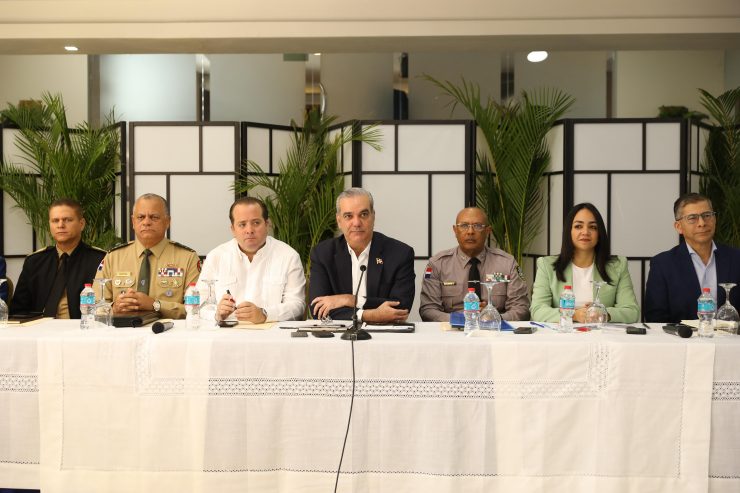 Abinader lidera reunión sobre el Plan de Seguridad Ciudadana