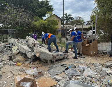 Onesvie analiza escombros del Jet Set tras colapso